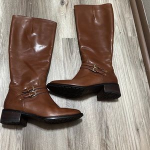 Like new Cole Haan Boots